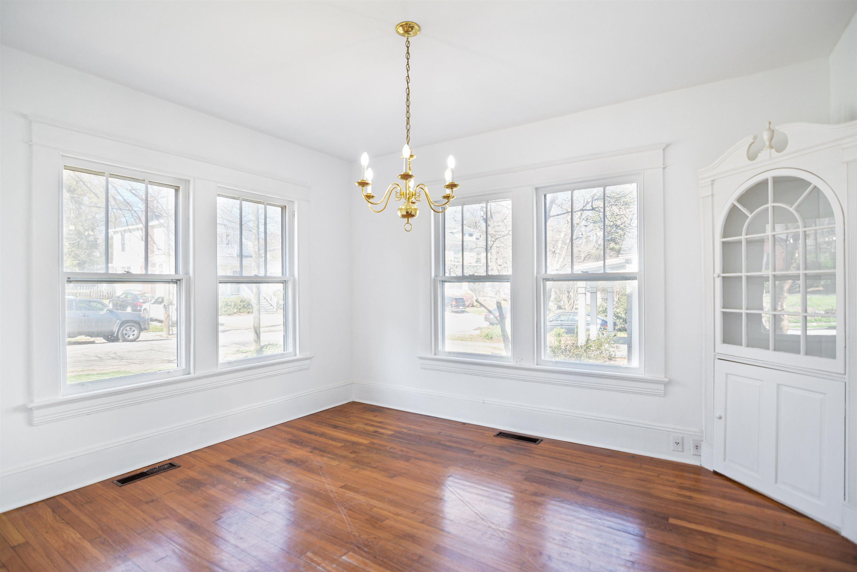 315 Perry Street Raleigh, NC 27608 - Photo 4 of 16 Photo 4