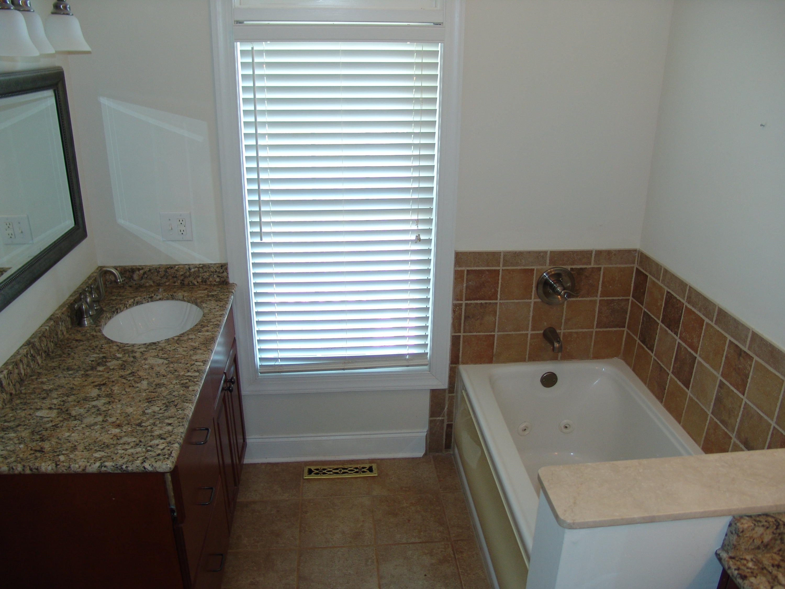 383 Valley Road Hardy, VA 24101 - Photo 28 of 56 DSC02160