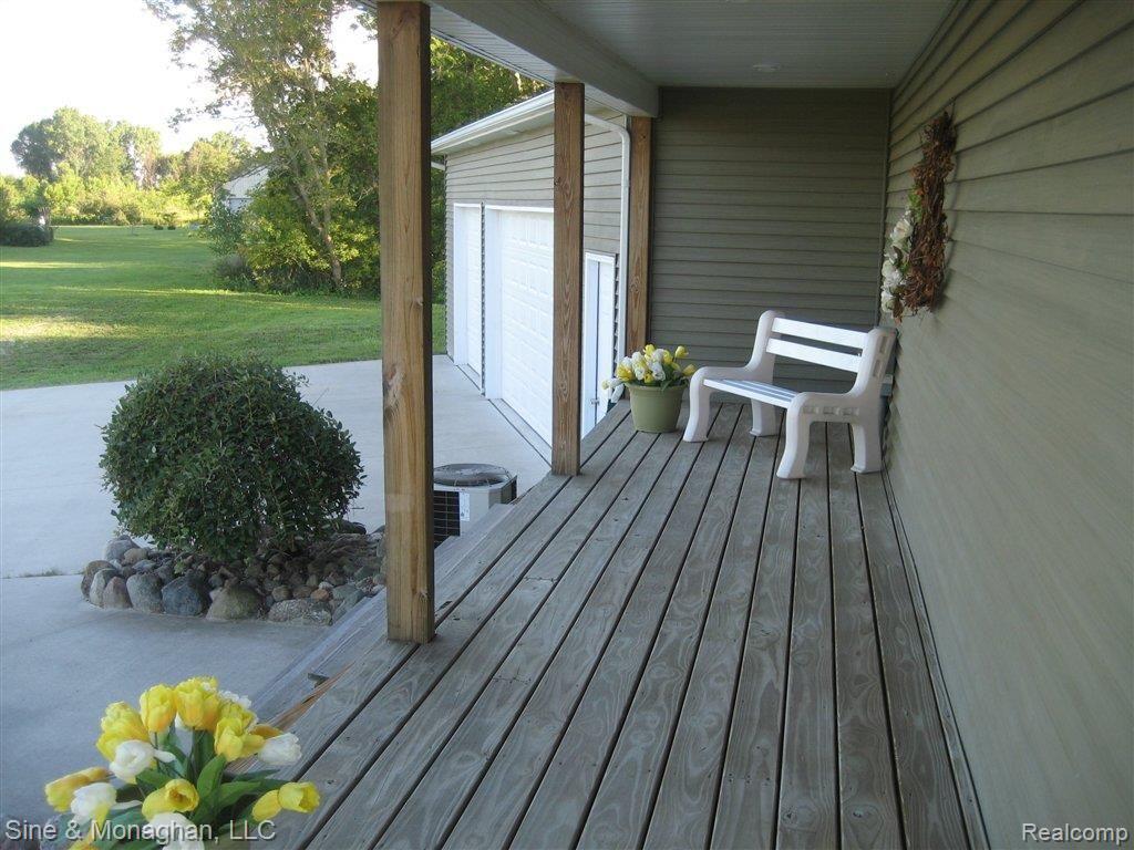C - Side Porch.JPG