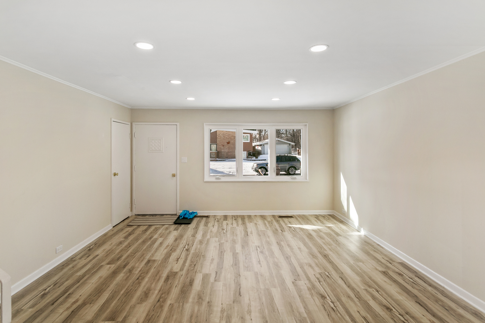 109 Wilson Street Park Forest, IL 60466 - Photo 6 of 34