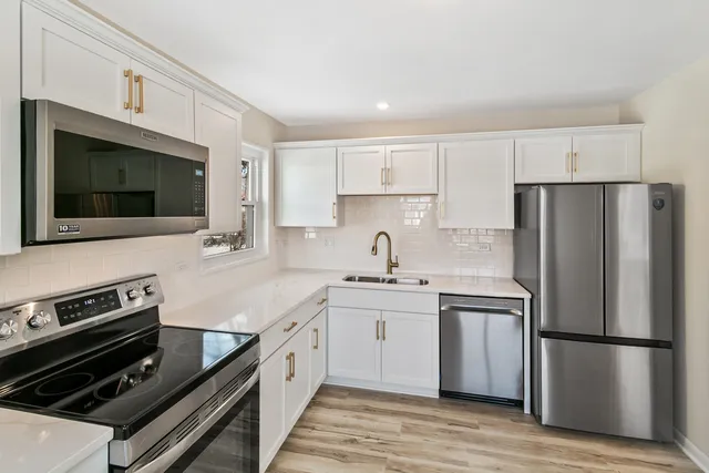 $239,700 | 109 Wilson Street, Park Forest, IL 60466