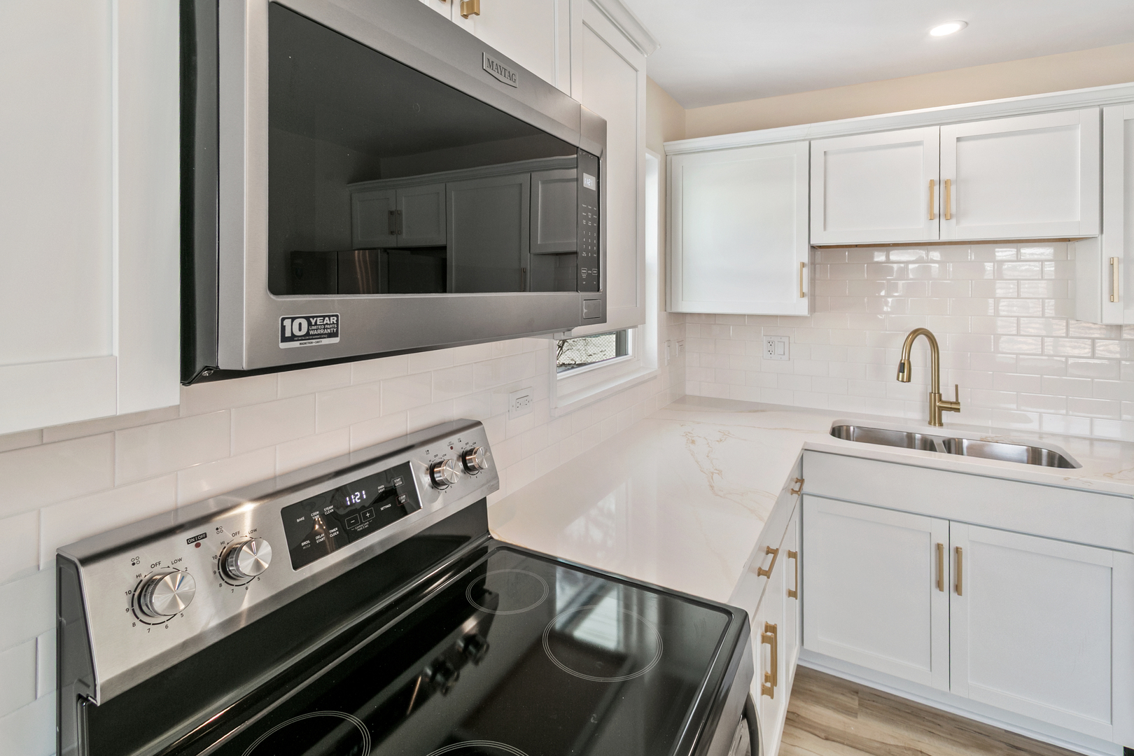 109 Wilson Street Park Forest, IL 60466 - Photo 8 of 34