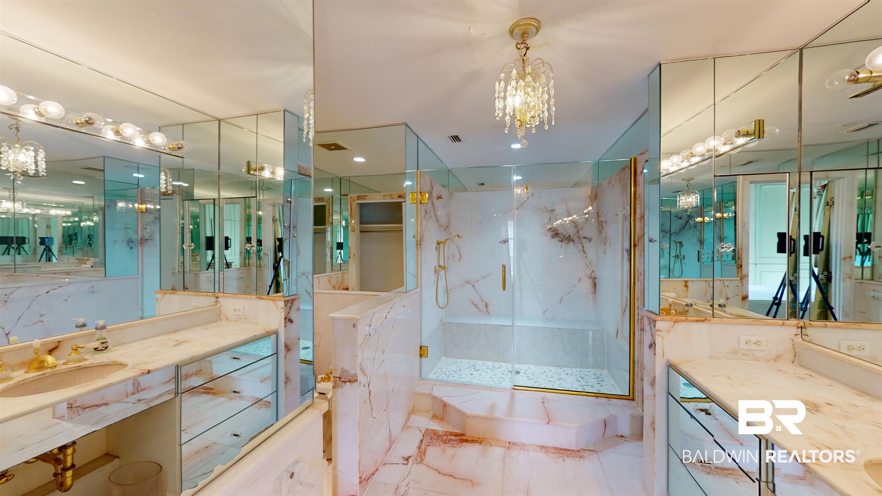 2404 Spring Hill Avenue, Unit 112 Mobile, AL 36607 - Photo 14 of 28