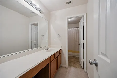 $245,000 | 11926 Jelicoe Drive, Houston, TX 77047