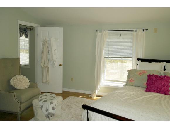 1113 Gorham Pond Road Dunbarton, NH 03046 - Photo 22 of 34