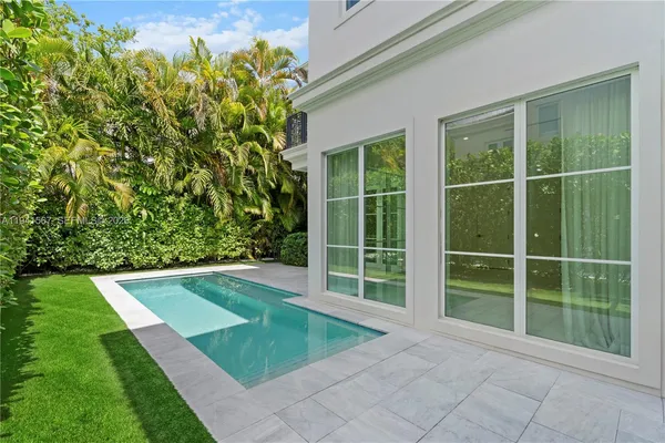 $12,999 | 315 Santander Avenue, Unit 311, Coral Gables, FL 33134