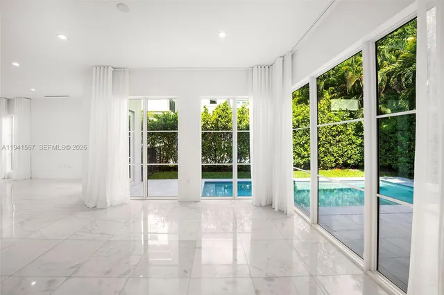 $15,000 | 315 Santander Avenue, Unit 311, Coral Gables, FL 33134