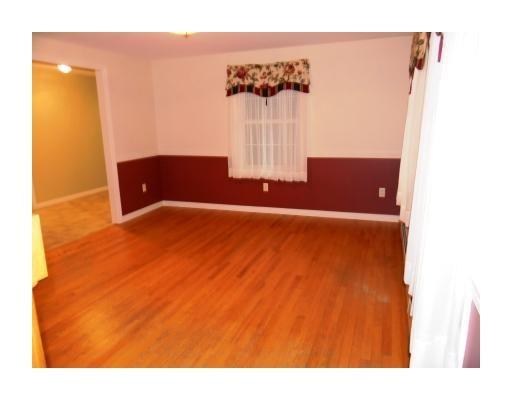 120 Wood Road Gorham, ME 04038 - Photo 16 of 21 Dining Room.