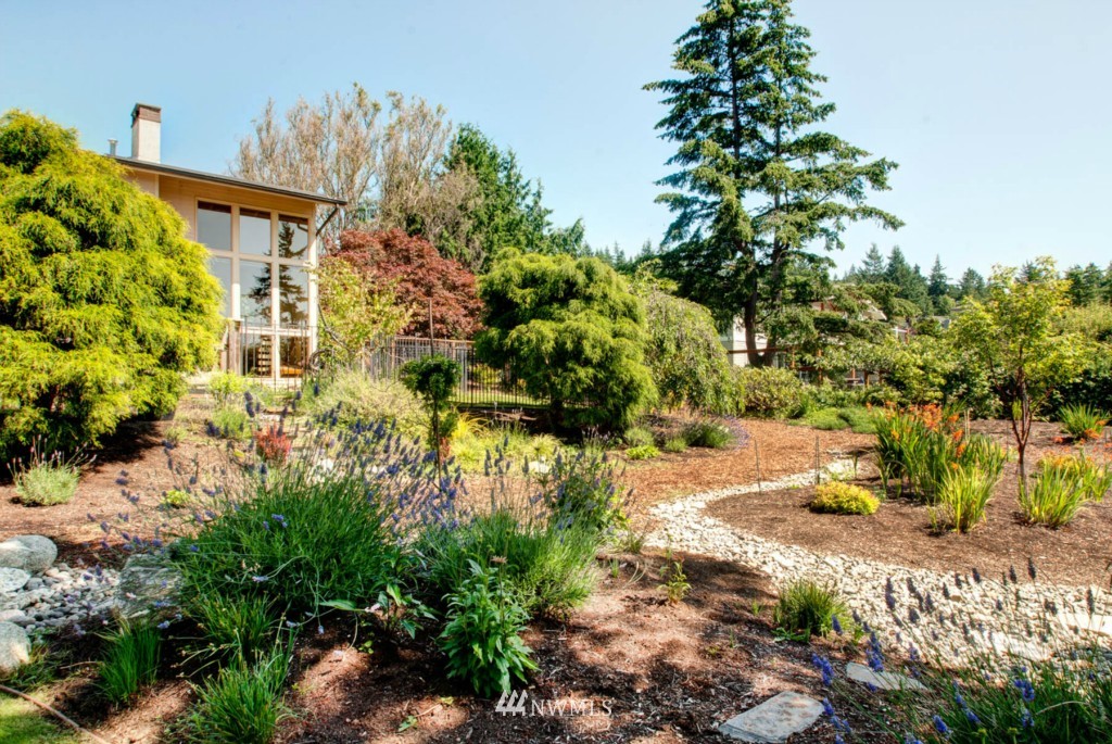 528 Briar Road Bellingham, WA 98225 - Photo 1 of 15