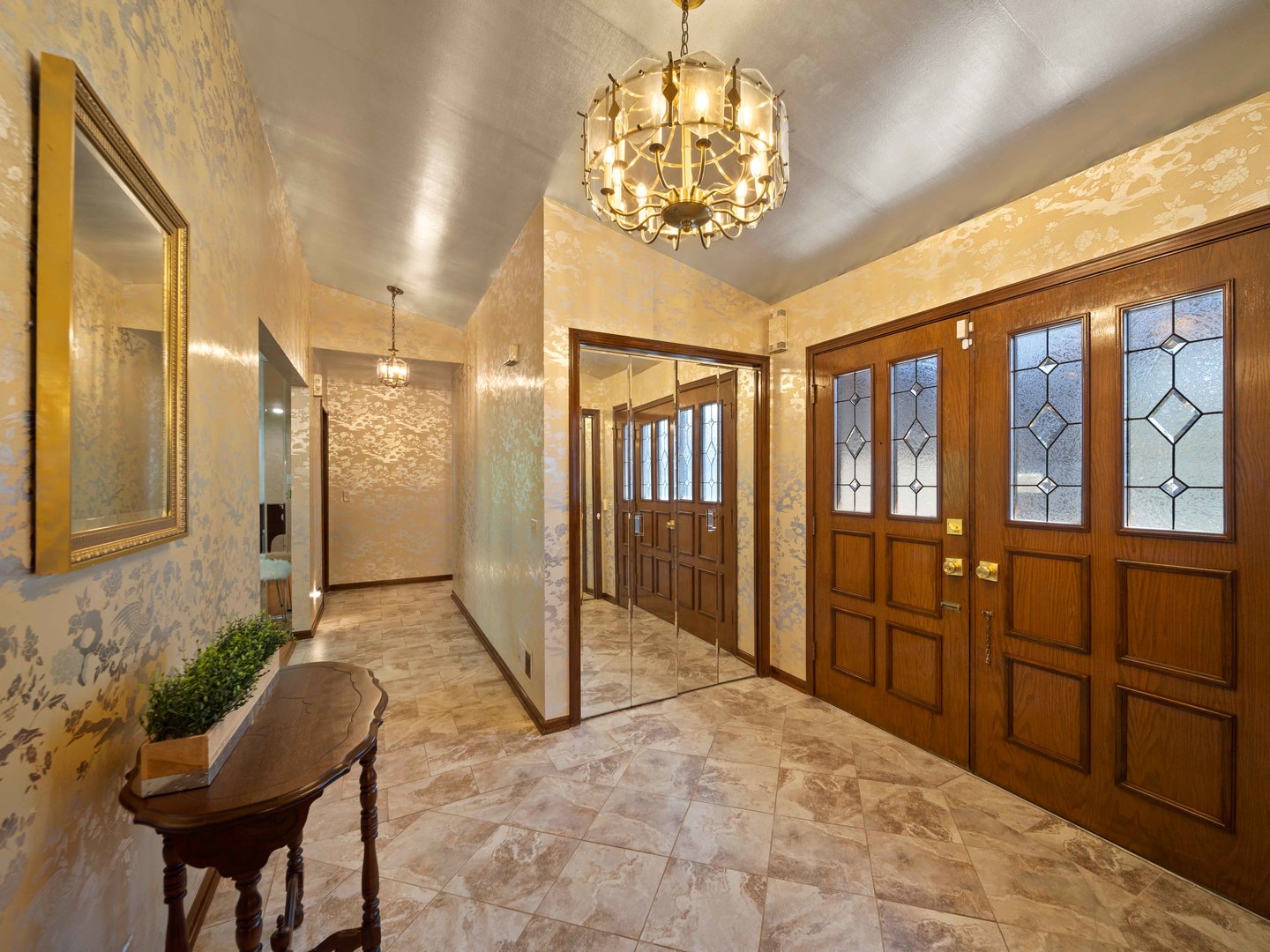 3720 Liberty Lane Glenview, IL 60025 - Photo 2 of 45
