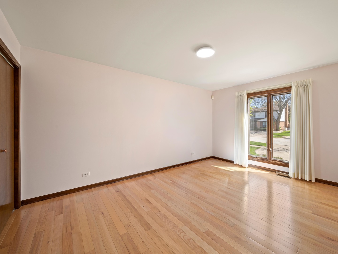3720 Liberty Lane Glenview, IL 60025 - Photo 32 of 45