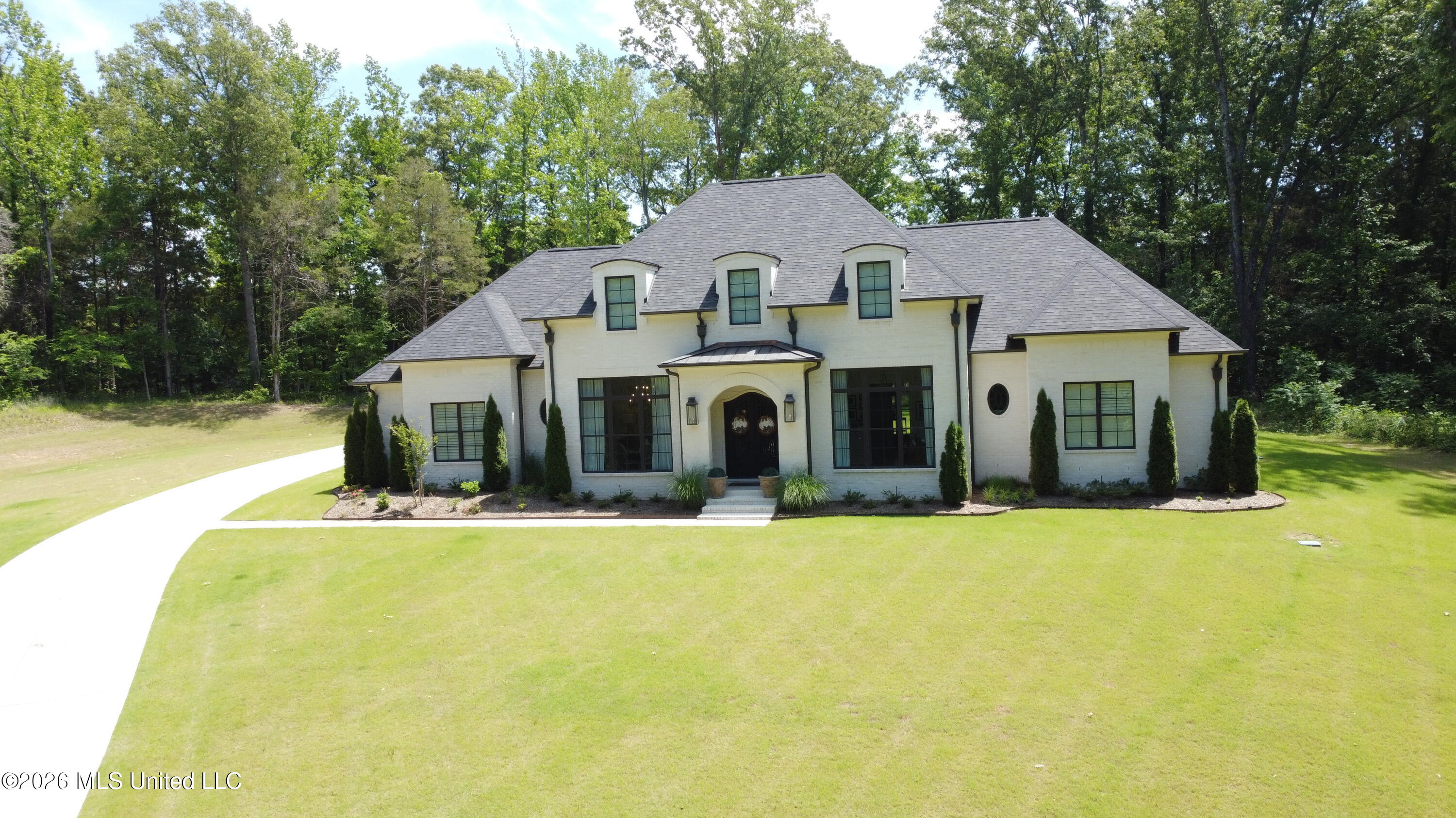 1178 Hickory Ridge Drive Hernando, MS 38632 - Photo 2 of 65 1178 Hickory Ridge Dr
