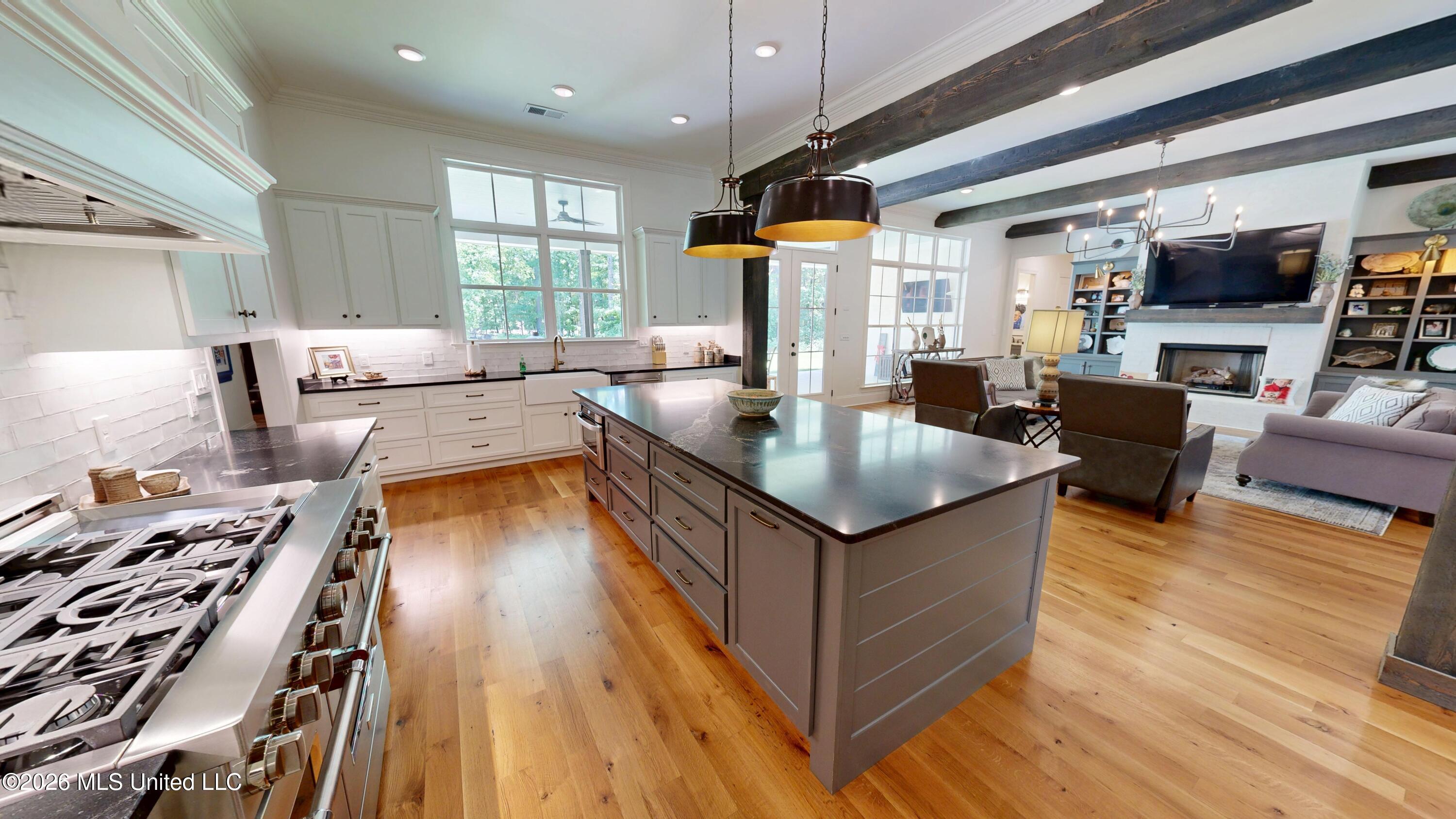 1178 Hickory Ridge Drive Hernando, MS 38632 - Photo 22 of 65 Kitchen