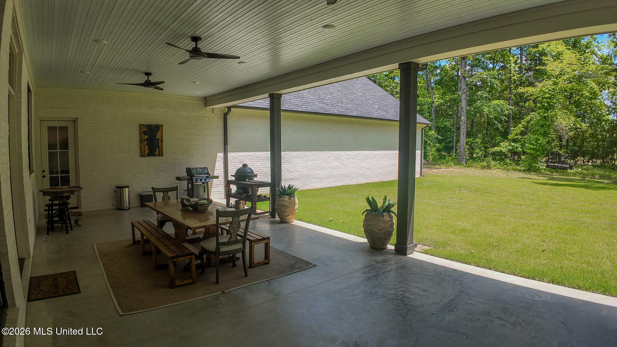 1178 Hickory Ridge Drive Hernando, MS 38632 - Photo 57 of 65 BAck Patio