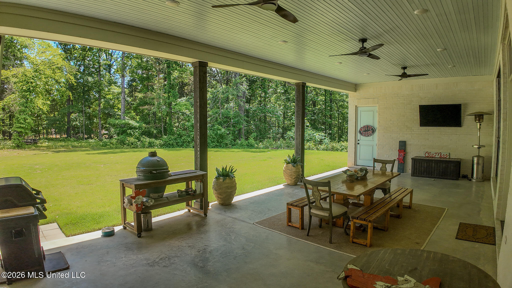 1178 Hickory Ridge Drive Hernando, MS 38632 - Photo 58 of 65 Back Patio