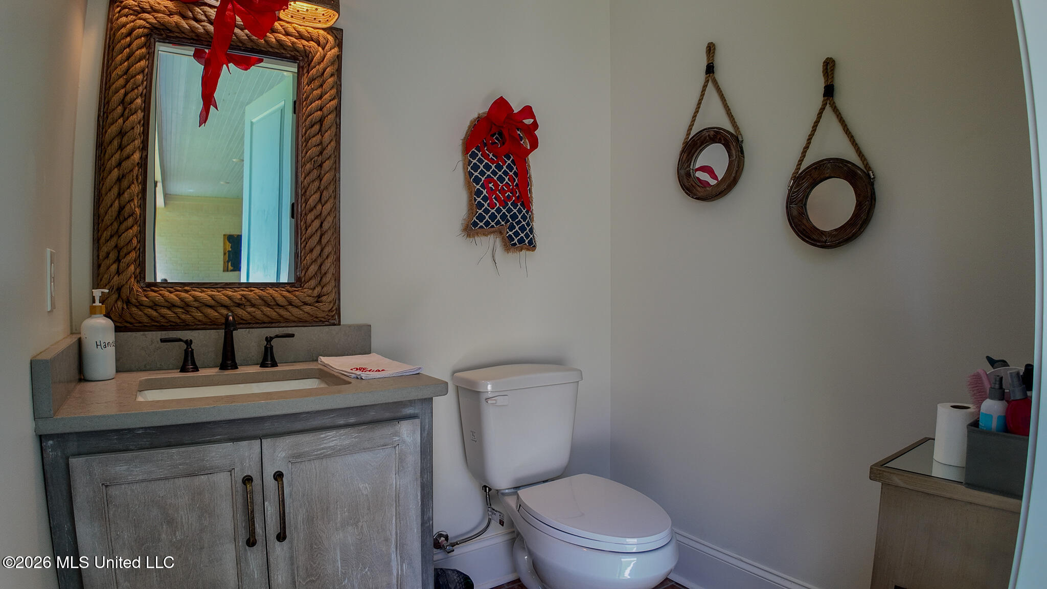 1178 Hickory Ridge Drive Hernando, MS 38632 - Photo 60 of 65 Half Bath on the back patio