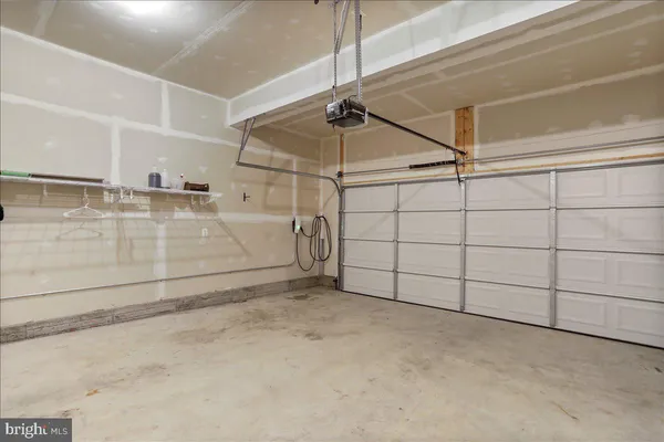 a view of a garage