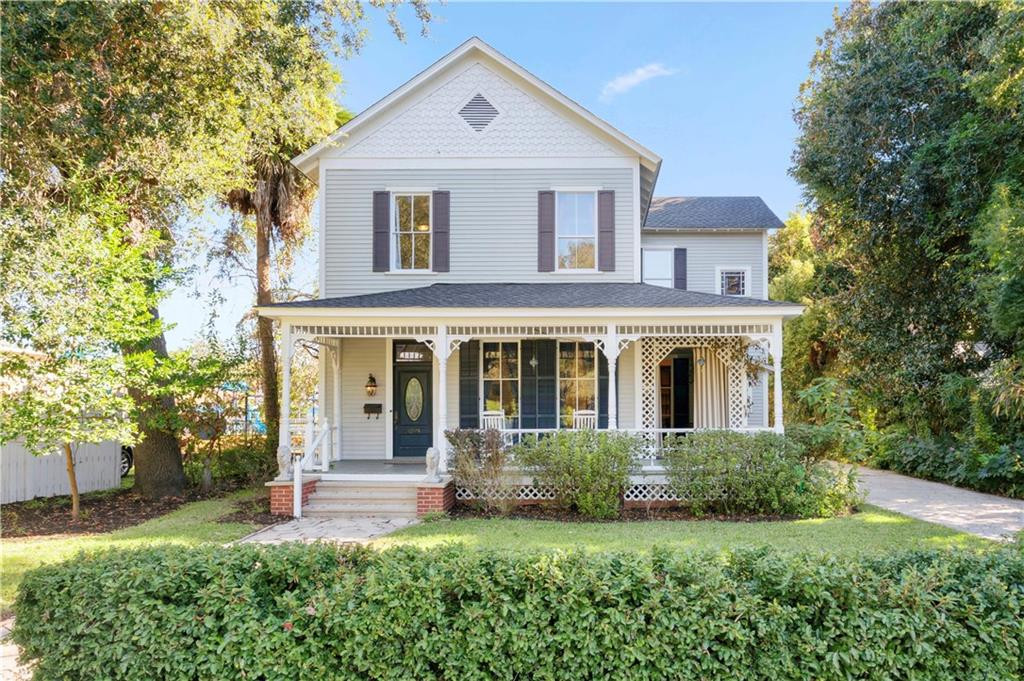 1208 Union Street Brunswick, GA 31520 - Photo 1 of 33 Photo 1