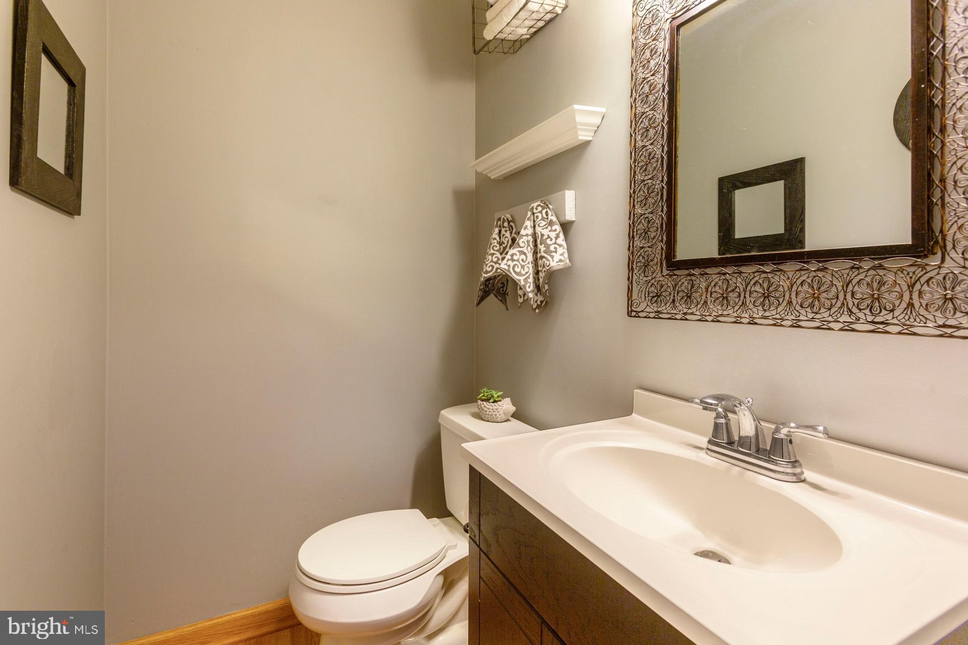 2037 Spring Valley Road Lansdale, PA 19446 - Photo 14 of 34 Gallery Image 14