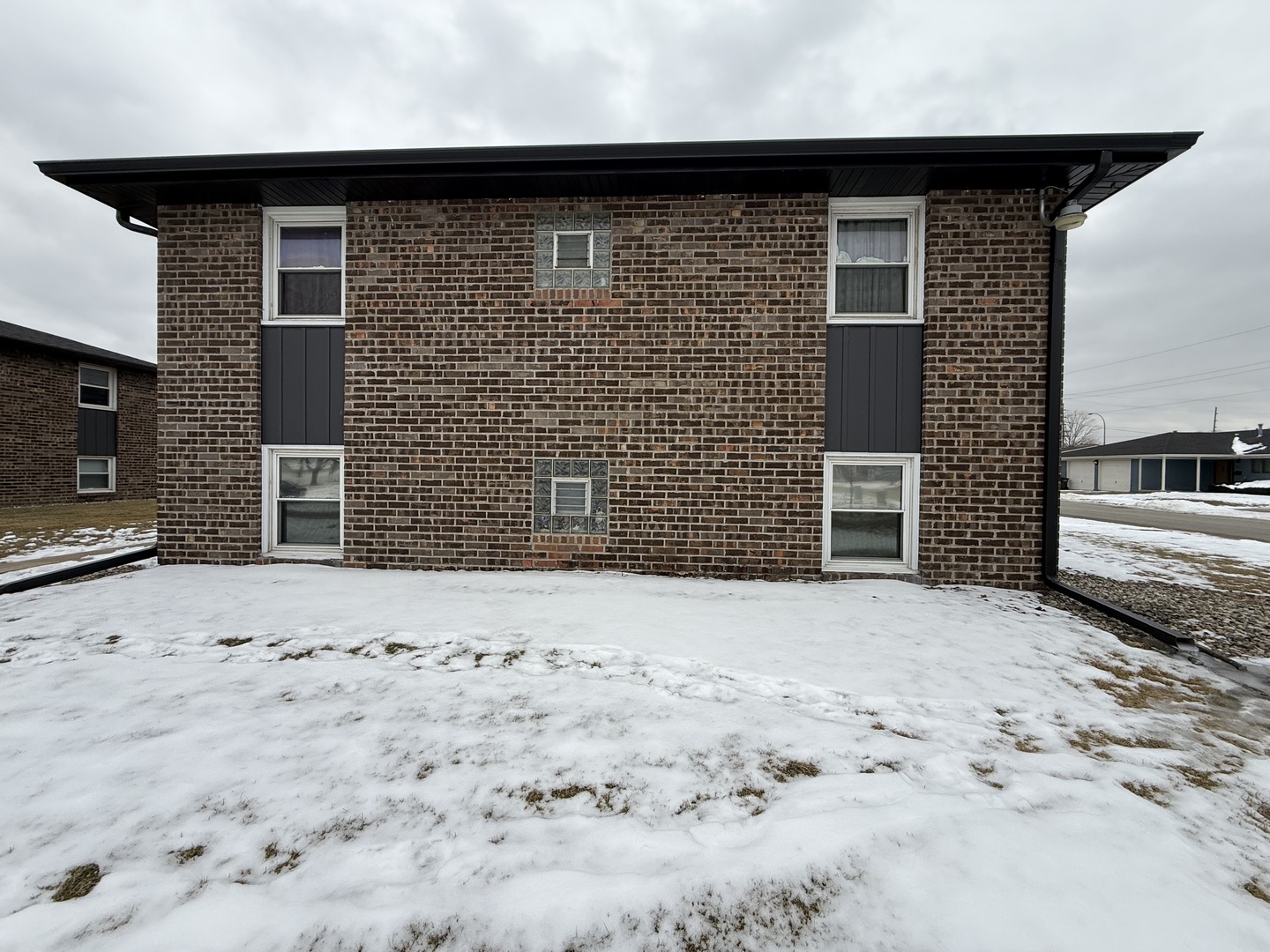 382 North Birch Street Manteno, IL 60950 - Photo 5 of 15 a front view of a house