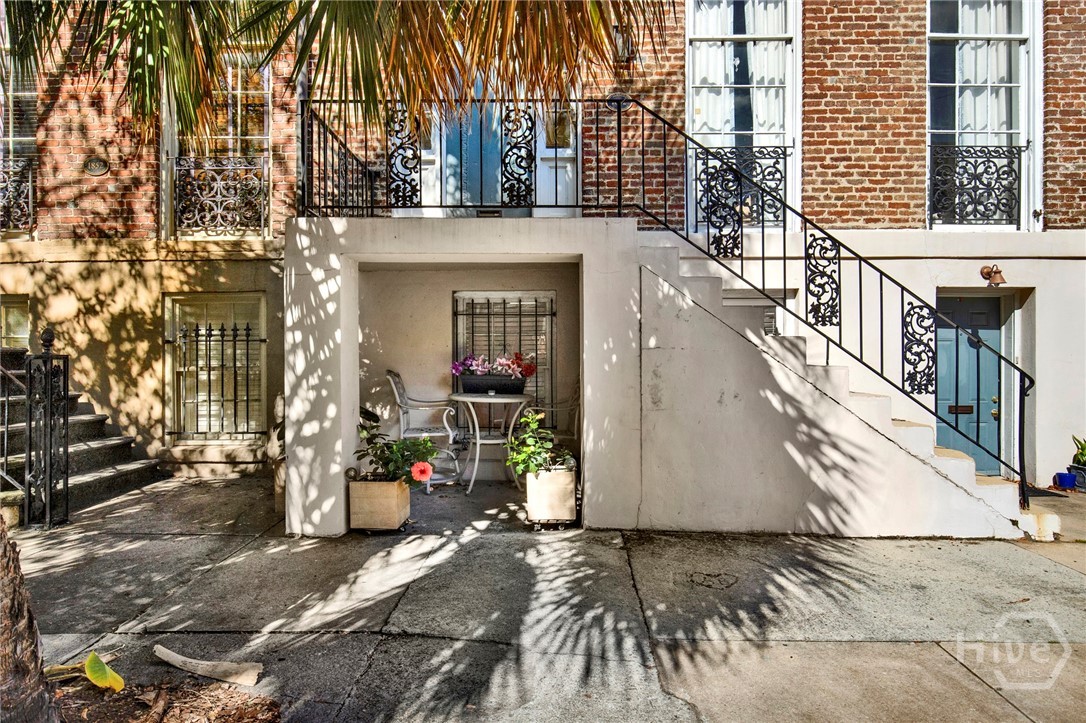 32 East Taylor Street, Unit 2 Savannah, GA 31401 - Photo 1 of 33