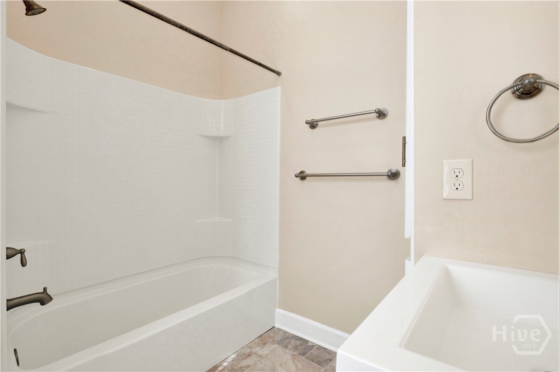 32 East Taylor Street, Unit 2 Savannah, GA 31401 - Photo 28 of 33