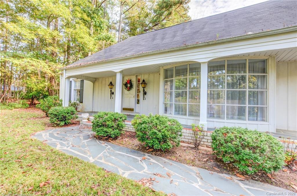 948 Pineview Lakes Road Chester, SC 29706 - Photo 1 of 40 Gallery Image 1