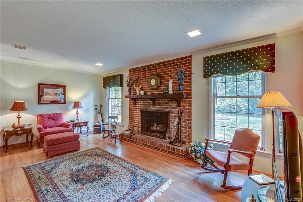 948 Pineview Lakes Road Chester, SC 29706 - Photo 17 of 40 Gallery Image 17