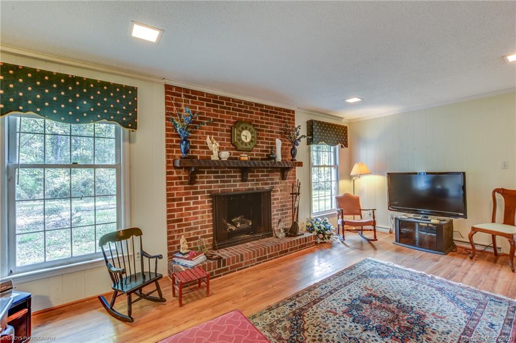 948 Pineview Lakes Road Chester, SC 29706 - Photo 18 of 40 Gallery Image 18