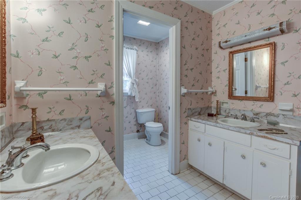 948 Pineview Lakes Road Chester, SC 29706 - Photo 27 of 40 Gallery Image 27