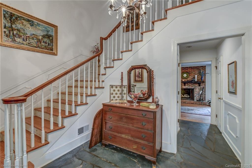 948 Pineview Lakes Road Chester, SC 29706 - Photo 4 of 40 Gallery Image 4