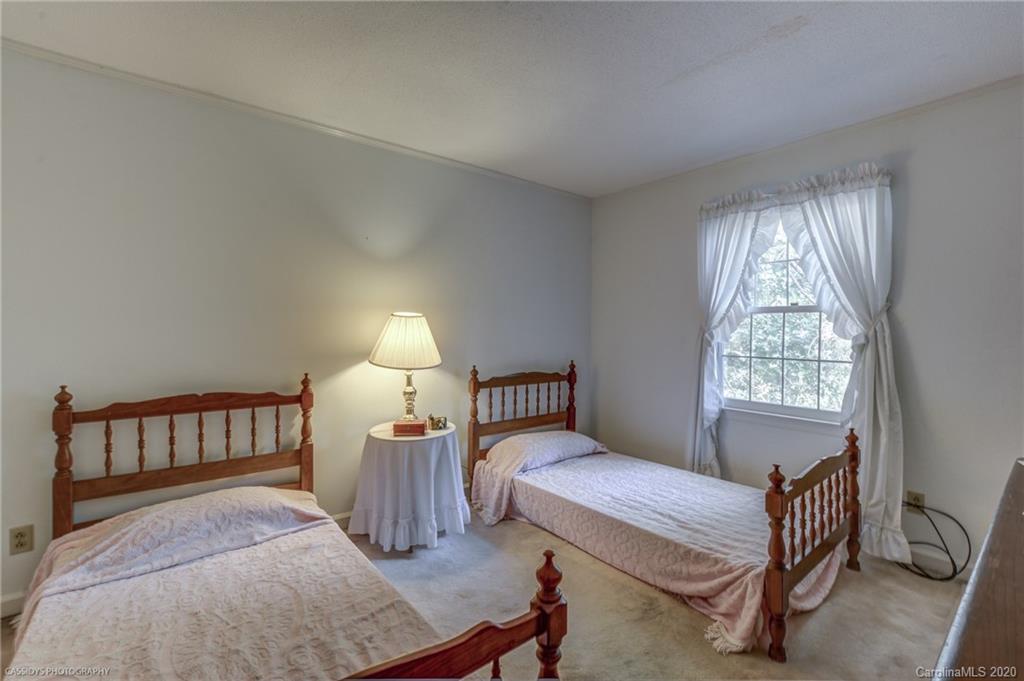948 Pineview Lakes Road Chester, SC 29706 - Photo 31 of 40 Gallery Image 31