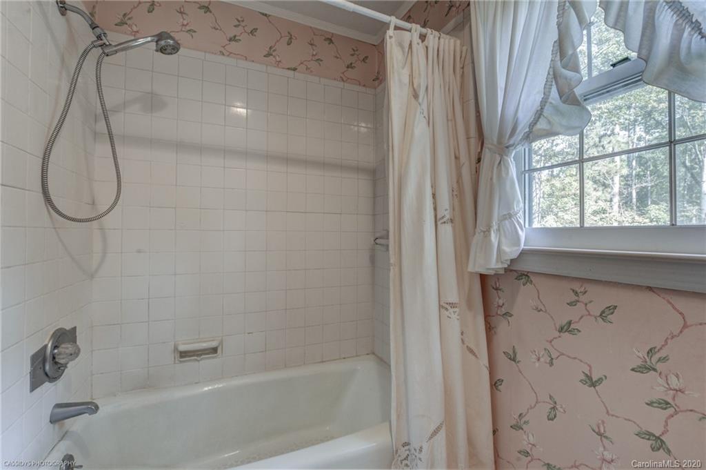 948 Pineview Lakes Road Chester, SC 29706 - Photo 33 of 40 Gallery Image 33