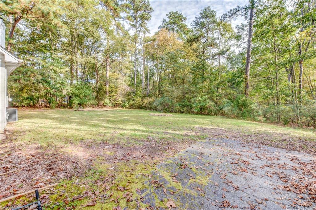 948 Pineview Lakes Road Chester, SC 29706 - Photo 37 of 40 Gallery Image 37