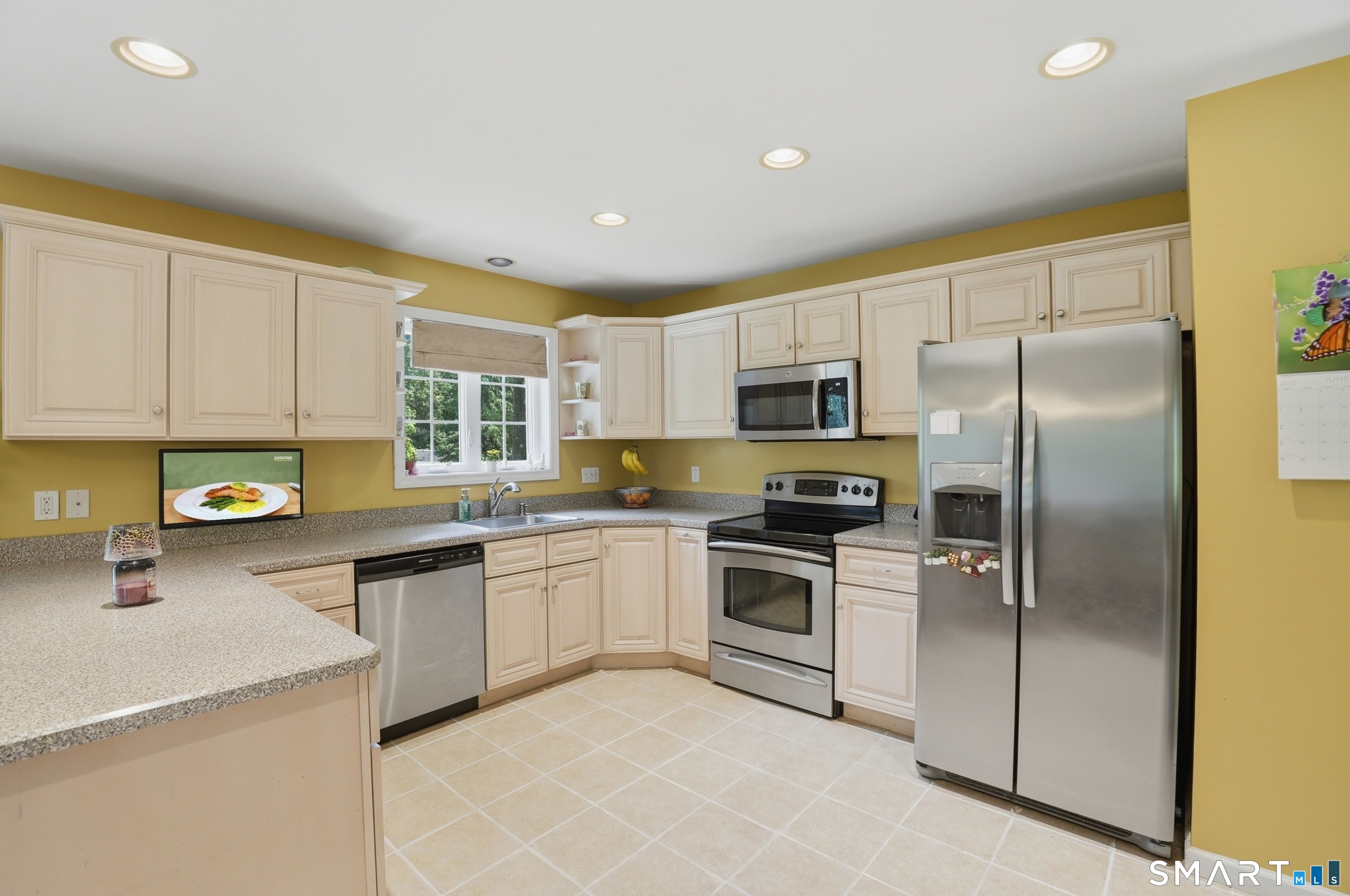 26 South Plains Road Southington, CT 06489 - Photo 11 of 39