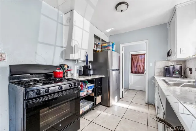 $850,000 | 2137 Tamy Lane, Santa Ana, CA 92706