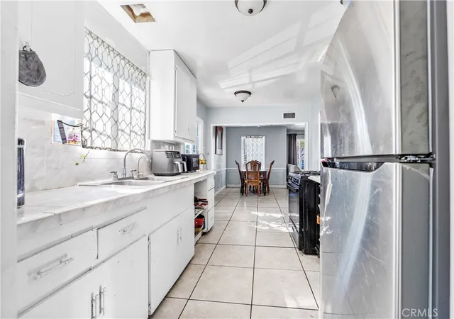 $850,000 | 2137 Tamy Lane, Santa Ana, CA 92706