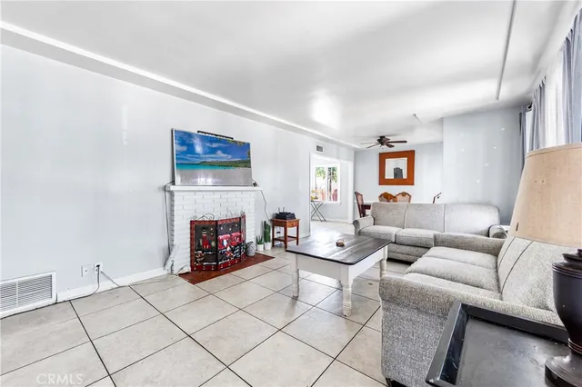 $850,000 | 2137 Tamy Lane, Santa Ana, CA 92706