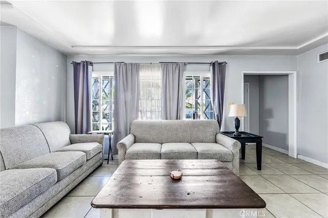 $850,000 | 2137 Tamy Lane, Santa Ana, CA 92706