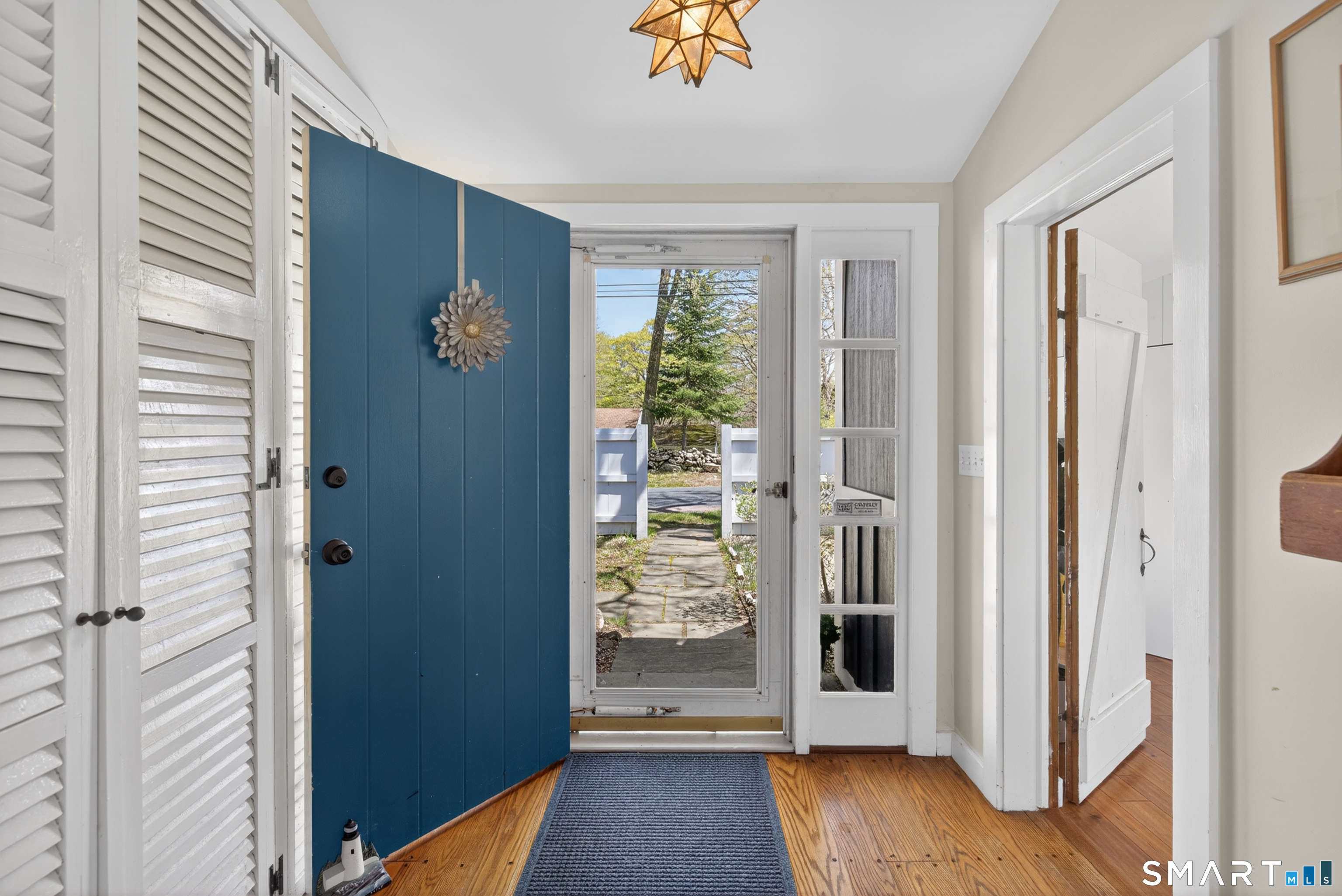95 Chestnut Hill Road Killingworth, CT 06419 - Photo 4 of 40