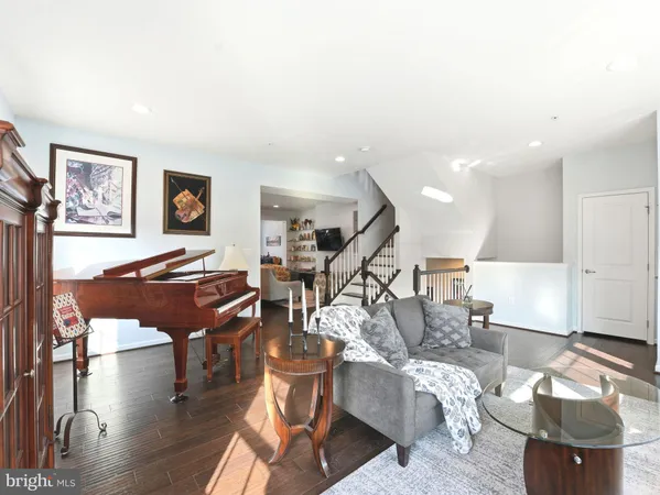 $814,900 | 2538 Baldwin Crescent Northeast, Washington, DC 20018