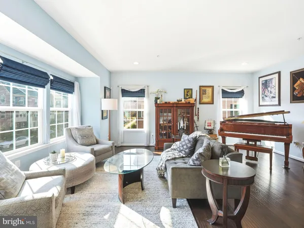 $814,900 | 2538 Baldwin Crescent Northeast, Washington, DC 20018