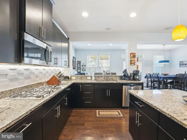 $814,900 | 2538 Baldwin Crescent Northeast, Washington, DC 20018