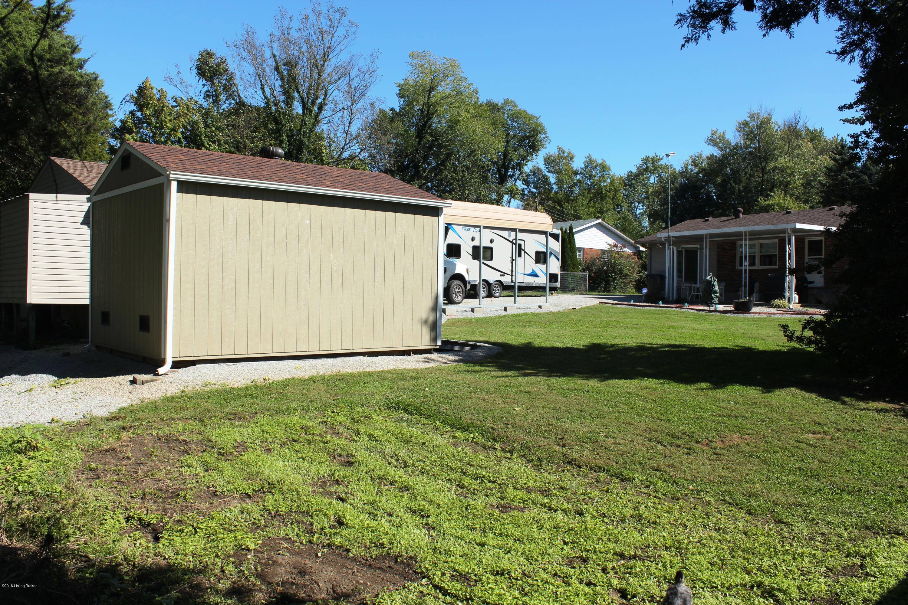 6703 Robin Road Crestwood, KY 40014 - Photo 27 of 35 001
