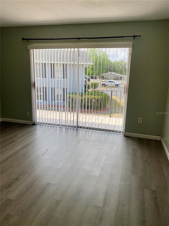 915 West Oak Ridge Road, Unit B Orlando, FL 32809 - Photo 2 of 16