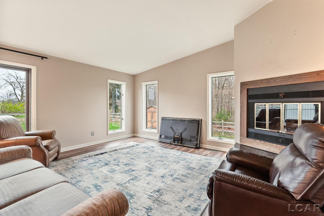 3823 Spielman Road Adrian, MI 49221 - Photo 12 of 52 50129180-c96a73a6-3652-4ad0-8489-77310535c656.JPG