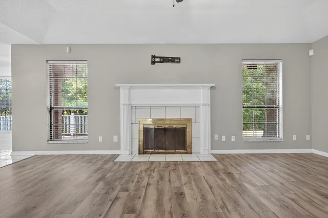 $449,900 | 3 Neptune Drive, Mary Esther, FL 32569