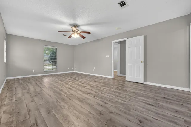 $449,900 | 3 Neptune Drive, Mary Esther, FL 32569