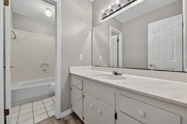 $449,900 | 3 Neptune Drive, Mary Esther, FL 32569