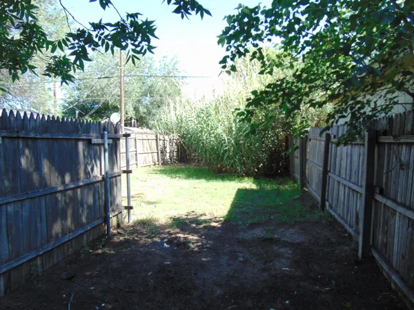 $925 | 2628 26th Street, Lubbock, TX 79410
